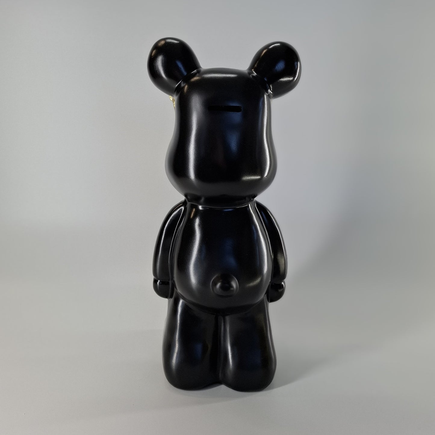 Beer staand met zonnebril zwart 35 cm