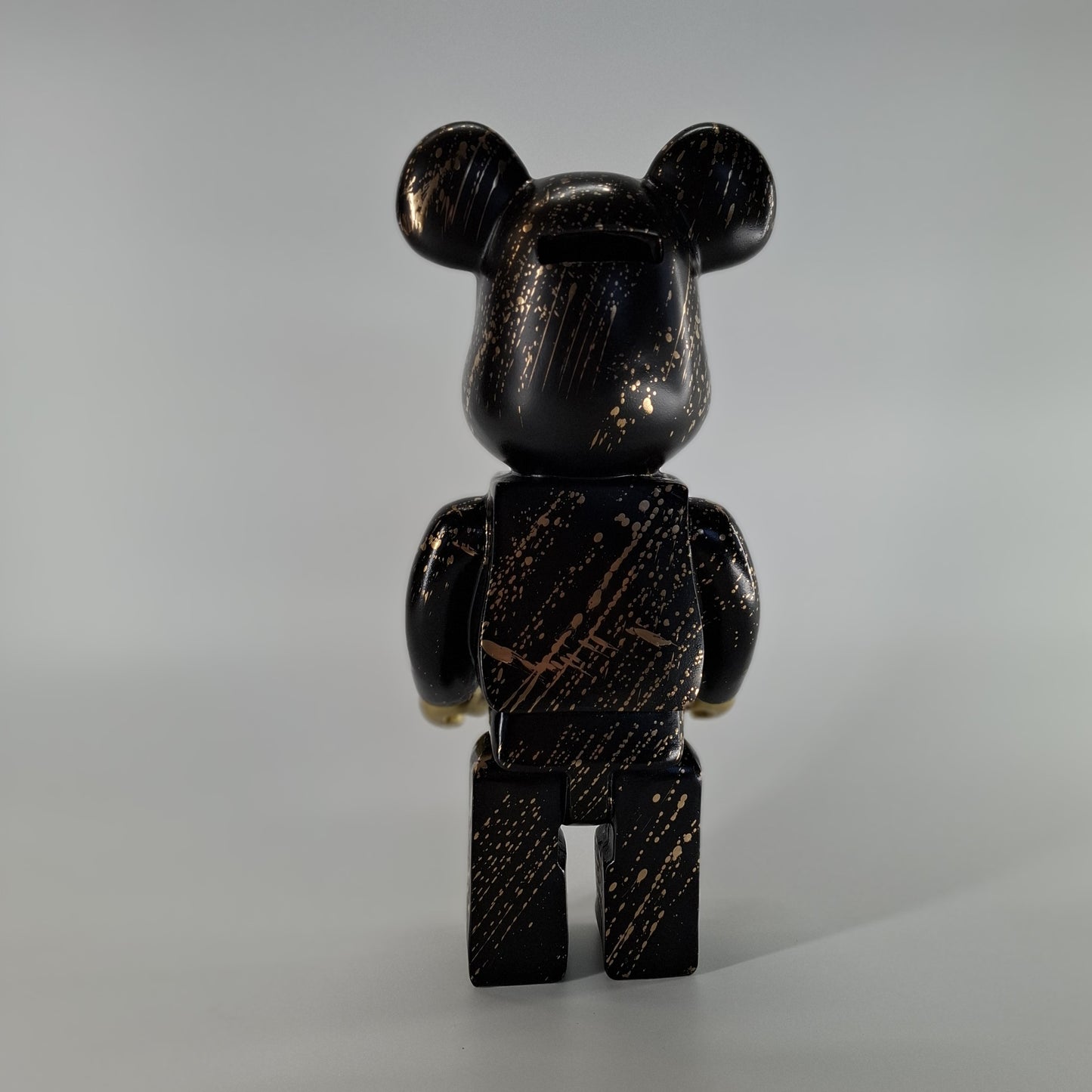 Beer staand zwart goud splash 35cm