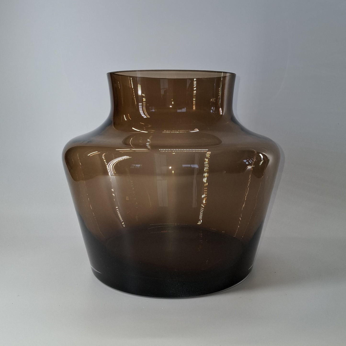 Vase The world vaas Coral Taupe