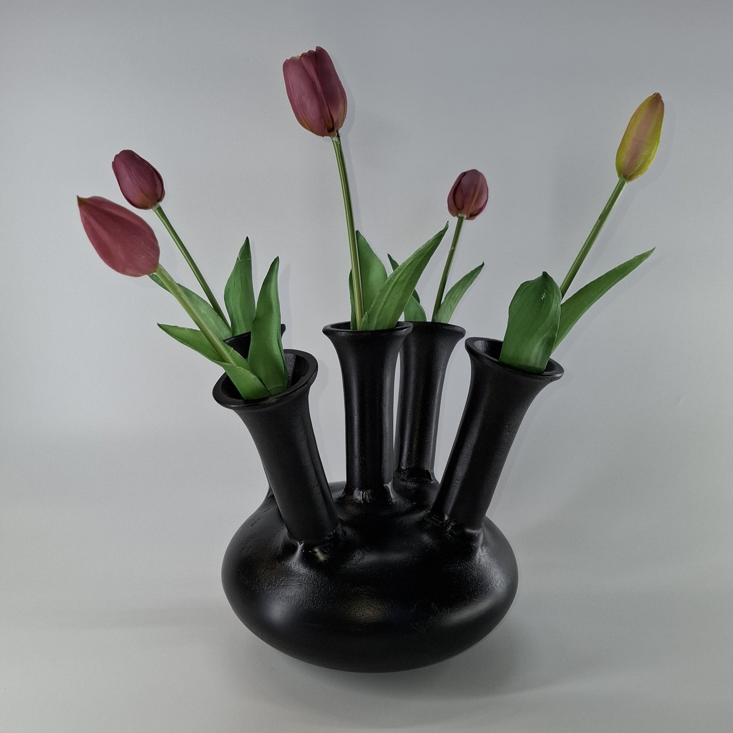 Aluminium toetervaas / tulpenvaas D25 zwart