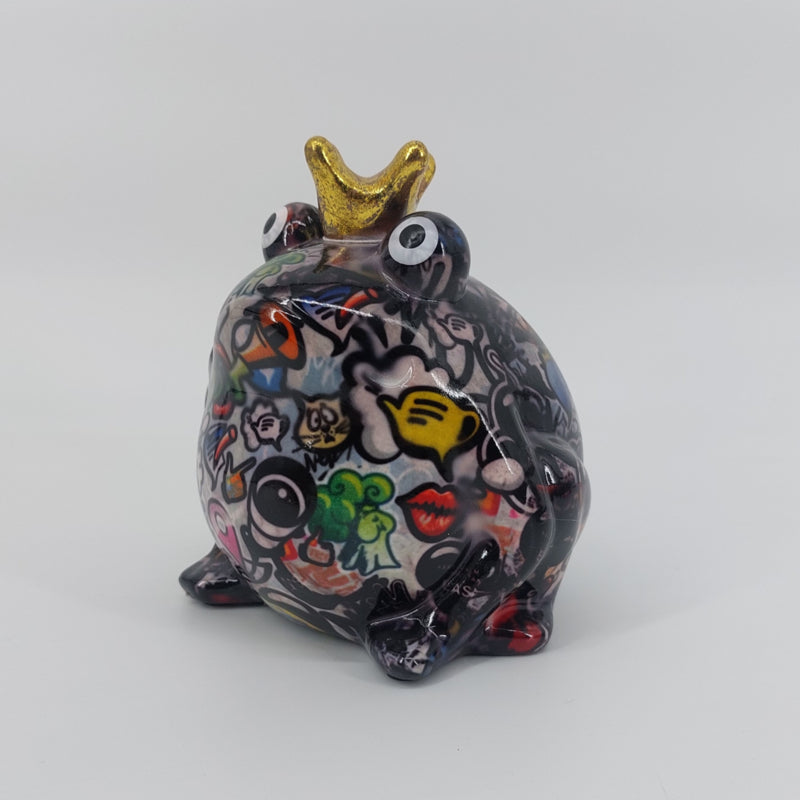 Pomme Pidou spaarpot Kikker Freddy – Keramische kikker spaarpot met street art design. Perfect als uniek cadeau. Ontdek het bij Dutchtrendz!"