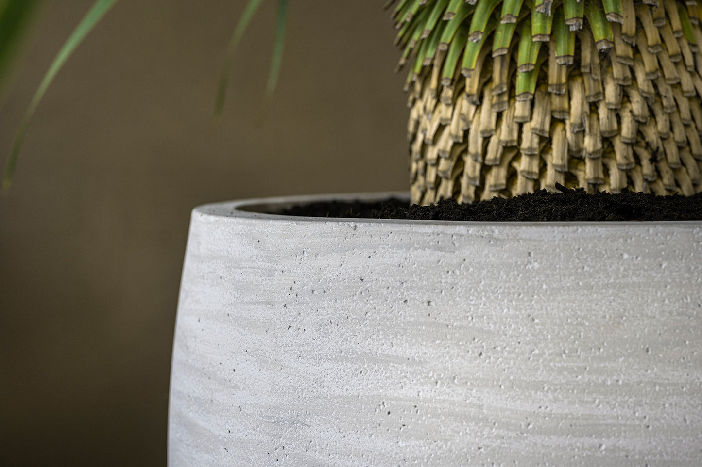 Pottery Pots Jumbo Orb S Beige washed