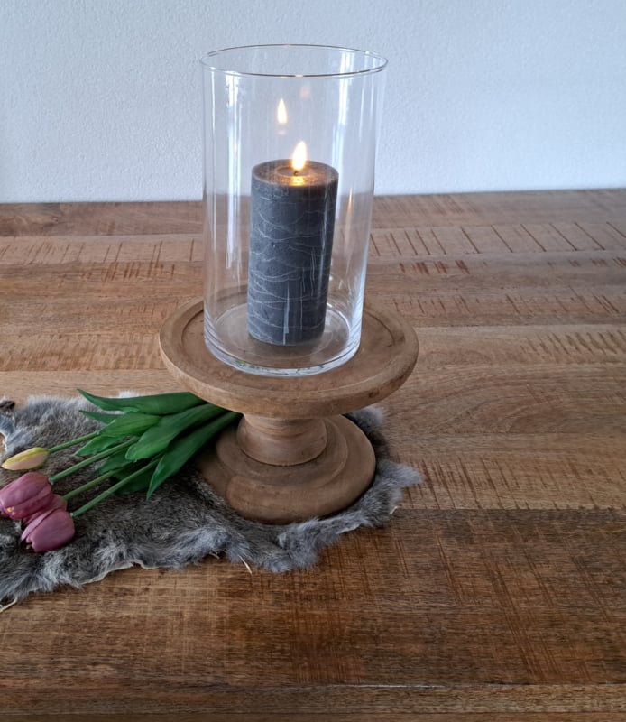 Houten plateau op voet