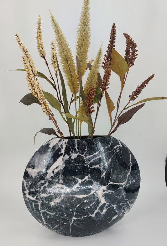 Metalen vaas met marmerlook in zwart, Mansion Atmosphere Narzole – 40 x 15 x 36 cm."
